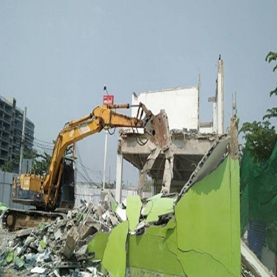 รื้อถอนปั๊มน้ำมันเก่า  รื้อถอนปั๊มน้ำมันเก่า