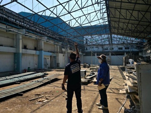 รับรื้อถอนตึกร้าง